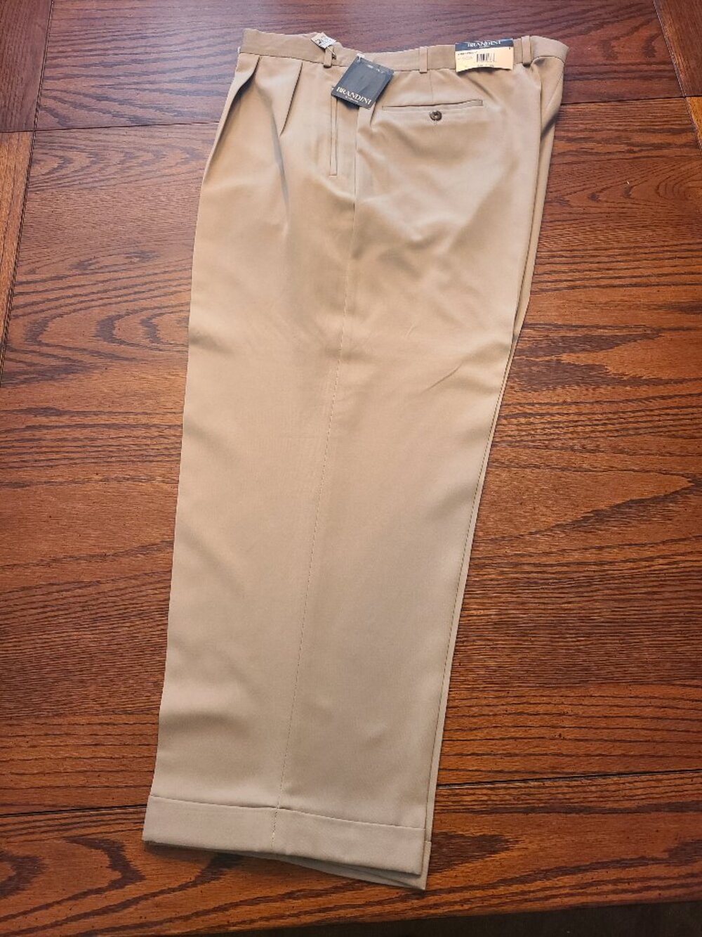 NWT Brandini Le Collezioni Khaki Pleated Cuffed Microfiber Dress Pants 42Wx30L